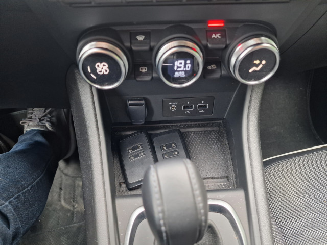 Renault Renault Captur II (HJB) 1.3 TCe 140ch FAP Intens -21