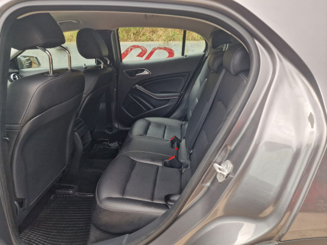 Mercedes-Benz Mercedes-Benz Classe GLA I (X156) 180 Sensation 7G-DCT