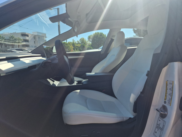 Tesla Tesla Model 3  Standard RWD Plus MY22