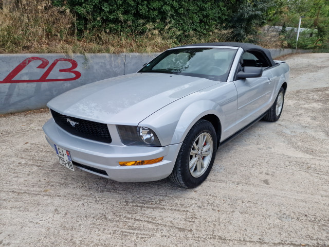 Ford Ford Mustang Convertible MUSTANG CABRIOLET