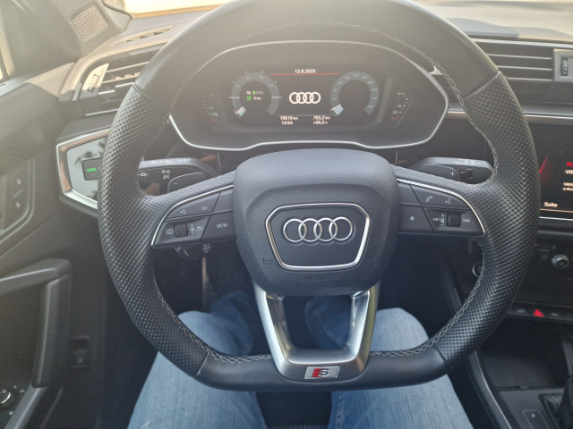 Audi Audi Q3 45 TFSI e 245ch S line S tronic 6