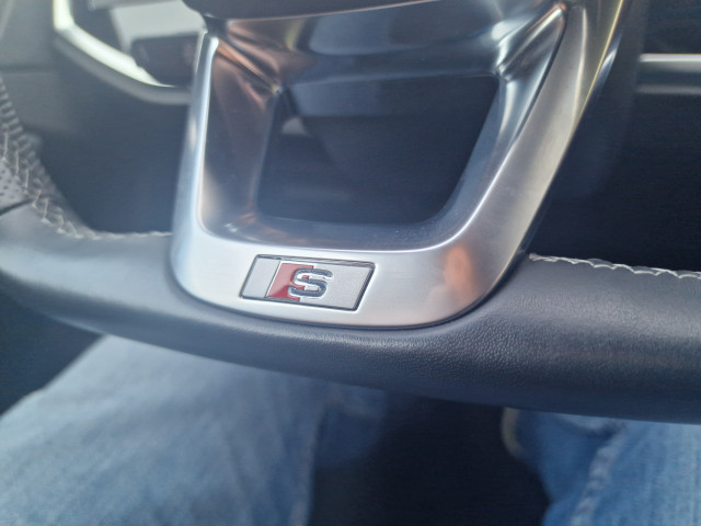 Audi Audi Q3 45 TFSI e 245ch S line S tronic 6