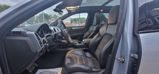 Porsche Porsche Cayenne II (958) 3.6 440ch GTS