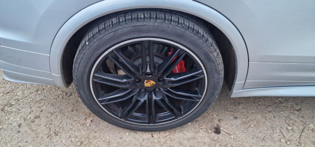 Porsche Porsche Cayenne II (958) 3.6 440ch GTS