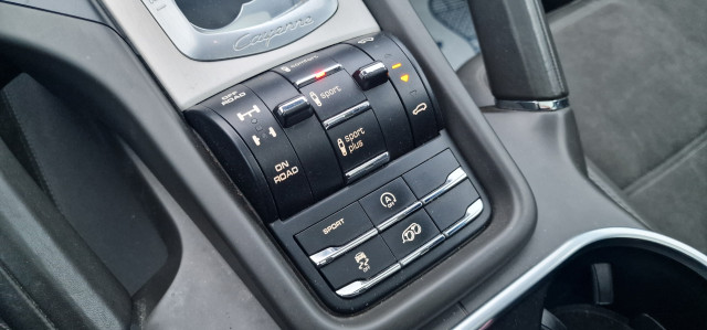 Porsche Porsche Cayenne II (958) 3.6 440ch GTS