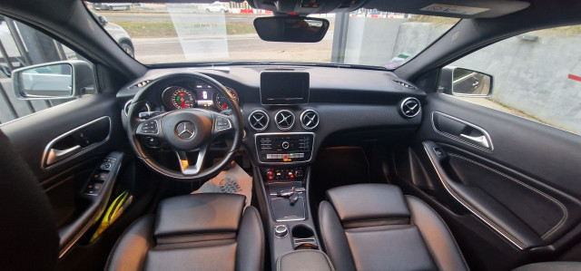 Mercedes-Benz Mercedes-Benz Classe A III (W176) 180 Sensation 7G-DCT