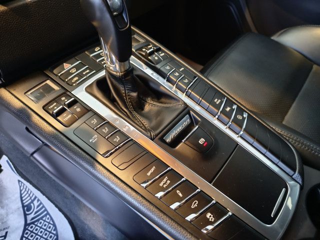 Porsche Porsche Macan  3.0 V6 258ch S Diesel PDK