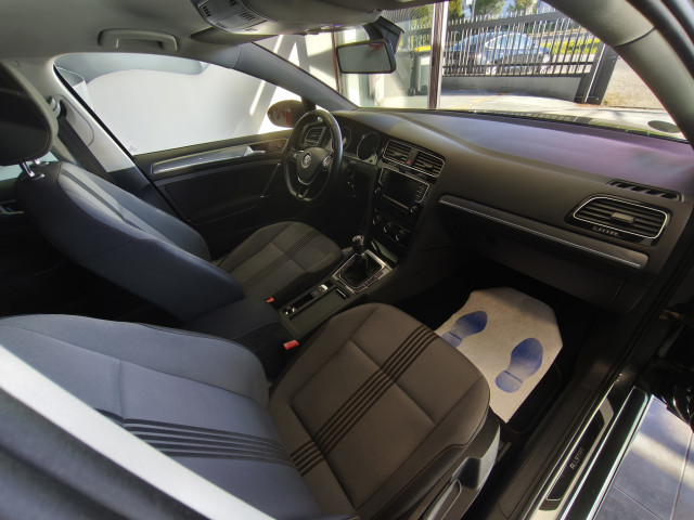 Volkswagen Volkswagen Golf VII 1.6 TDI 110ch BlueMotion Technology FAP Allstar 5p