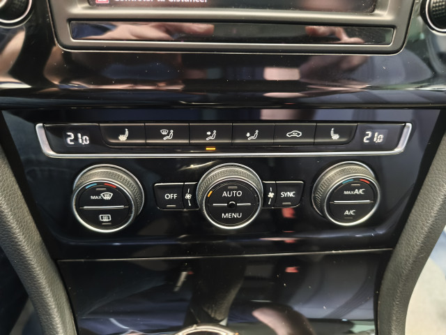 Volkswagen Volkswagen Golf VII 1.6 TDI 110ch BlueMotion Technology FAP Allstar 5p