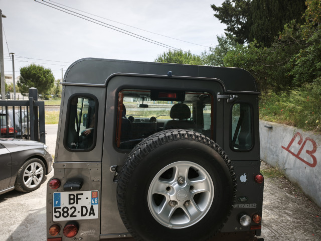 Land-Rover Land-Rover Defender II HT 90 2.4 TD E