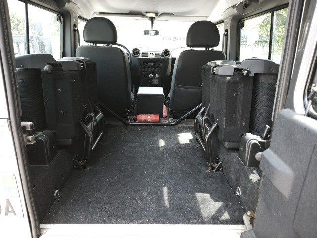 Land-Rover Land-Rover Defender II HT 90 2.4 TD E