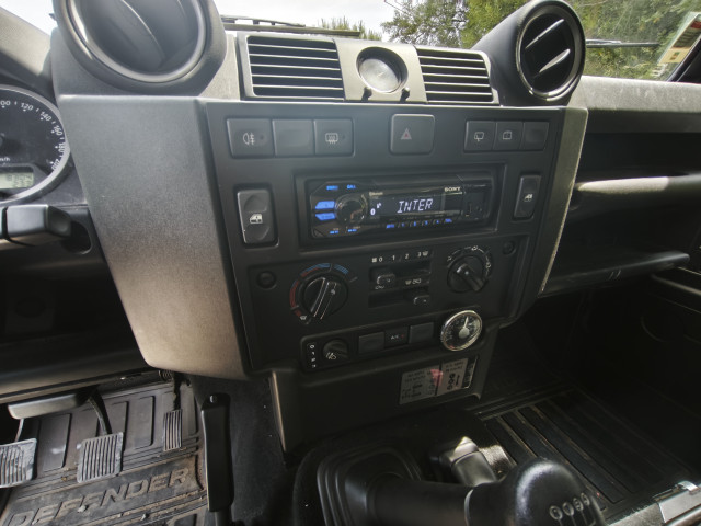 Land-Rover Land-Rover Defender II HT 90 2.4 TD E