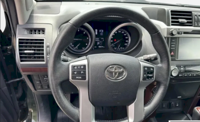 Toyota Toyota Land Cruiser X 190 D-4D FAP Légende BVA 5p