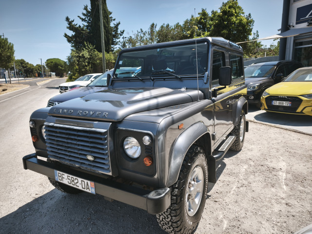 Land-Rover Land-Rover Defender II HT 90 2.4 TD E