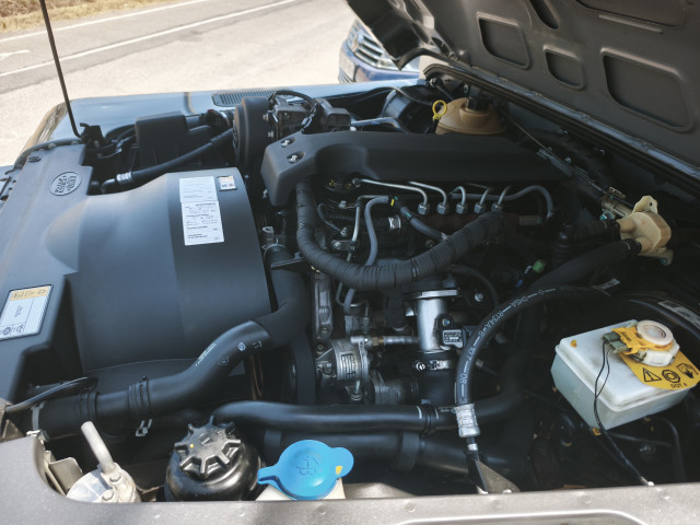 Land-Rover Land-Rover Defender II HT 90 2.4 TD E