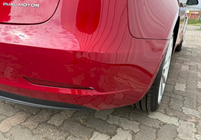 Tesla Tesla Model 3 Long-Range RWD