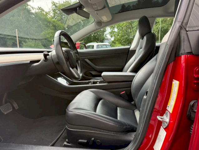 Tesla Tesla Model 3 Long-Range RWD