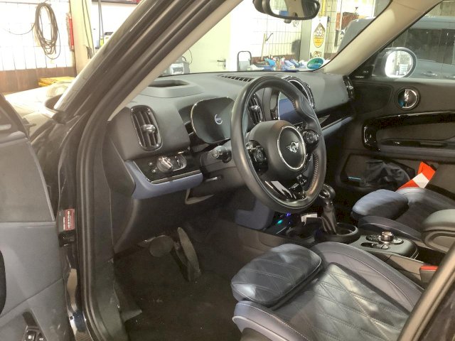 Mini Mini Countryman Countryman C opera SE All4 125 + 70 kw
