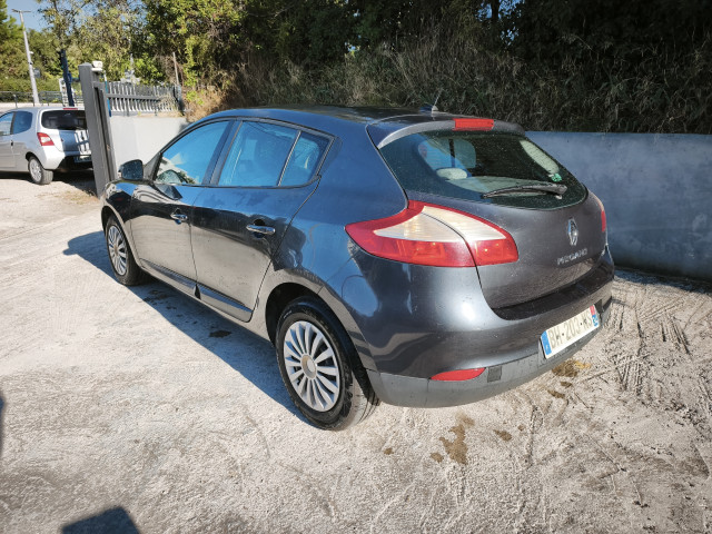 Renault Renault Megane III (B95) 1.5 dCi 110ch FAP Expression EDC eco²