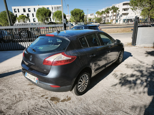Renault Renault Megane III (B95) 1.5 dCi 110ch FAP Expression EDC eco²