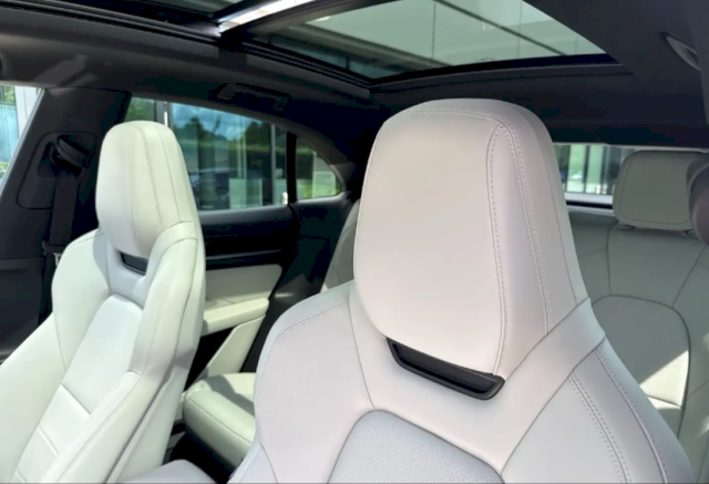 Porsche Porsche Macan 360ch