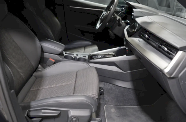 Audi Audi A3 Sportback Audi A3 Sportback 40 TFSIe S line Matrix