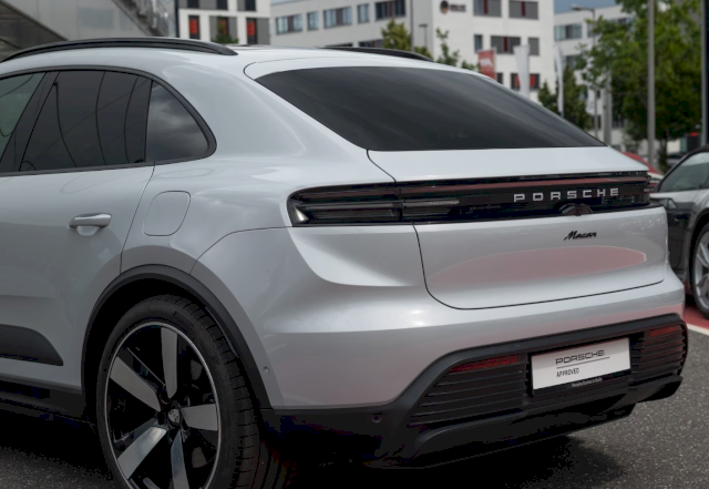 Porsche Porsche Macan 360ch