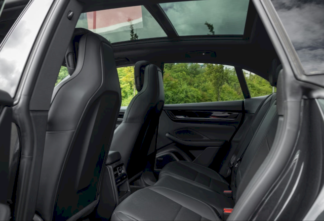 Porsche Porsche Macan 360ch