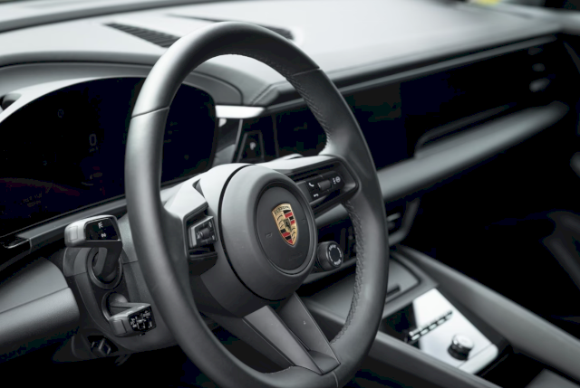 Porsche Porsche Macan 360ch