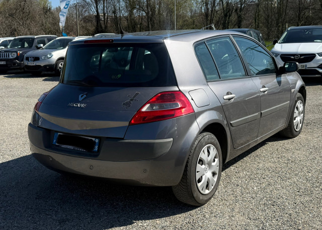 Renault Renault Megane AUTHENTIQUE 