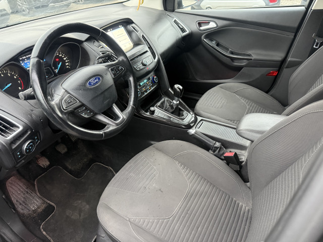 Ford Ford Focus TITANIUM