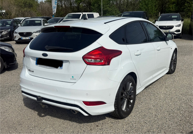 Ford Ford Focus STLINE