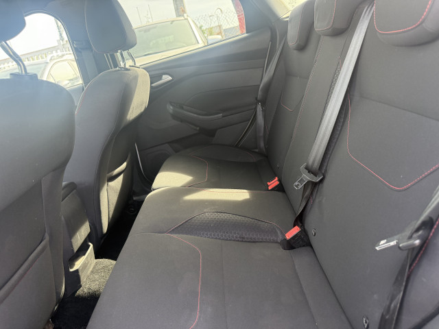 Ford Ford Focus STLINE