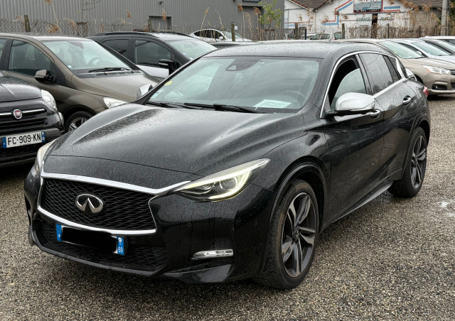 Infiniti Infiniti Q30 SPORT PACK CITY BLACK TECH 