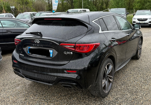 Infiniti Infiniti Q30 SPORT PACK CITY BLACK TECH 