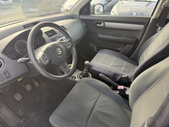 Suzuki Suzuki Swift GL