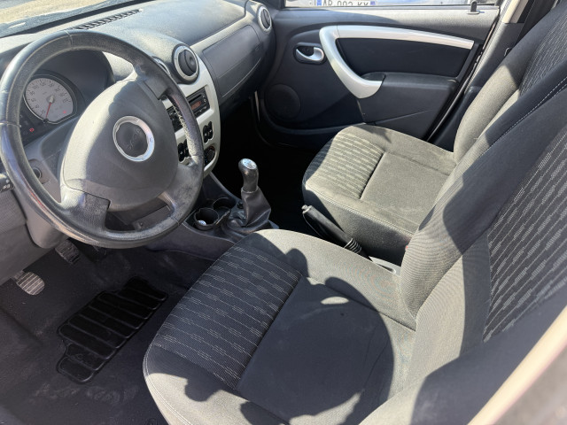 Dacia Dacia Sandero II (B52) 1.2 16v 75ch Lauréate