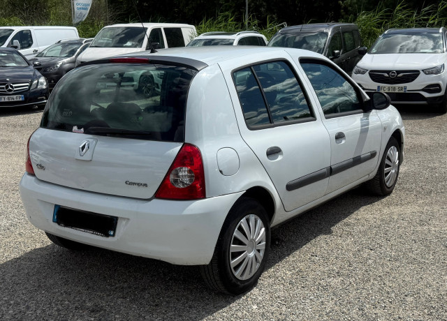 Renault Renault Clio II 1.5 dCi65 Campus Authentique 5p