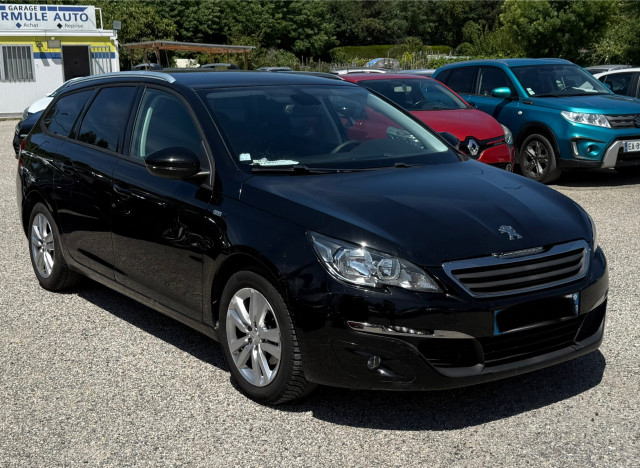 Peugeot Peugeot 308 1.2 ESSENCE 130 CV STYLE 
