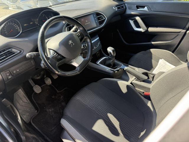 Peugeot Peugeot 308 II 1.6 BlueHDi 100ch Style S&S 5p