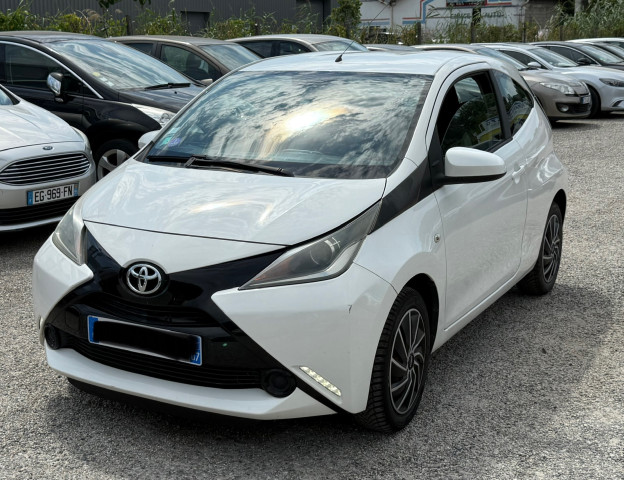 Toyota Toyota Aygo II 1.0 VVT-i 69ch Stop&Start x-play 3p