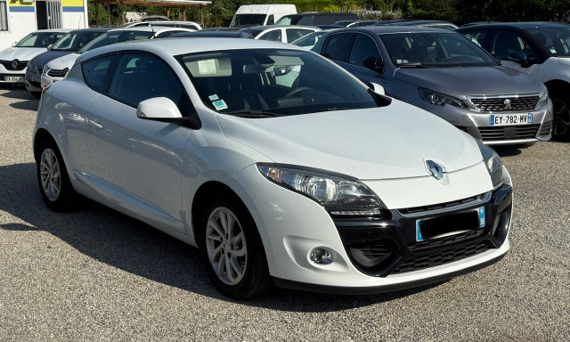 Renault Renault Megane III (D95) 1.5 dCi 110ch FAP TomTom Live eco²