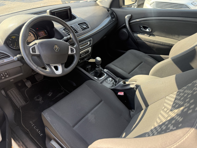 Renault Renault Megane III (D95) 1.5 dCi 110ch FAP TomTom Live eco²