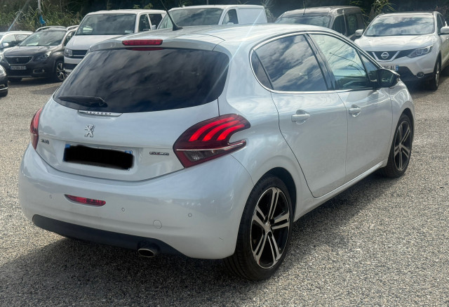 Peugeot Peugeot 208  1.2 PureTech 110ch GT Line S&S EAT6 5cv 5p