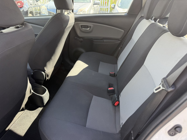 Toyota Toyota Yaris III 69 VVT-i France 5p