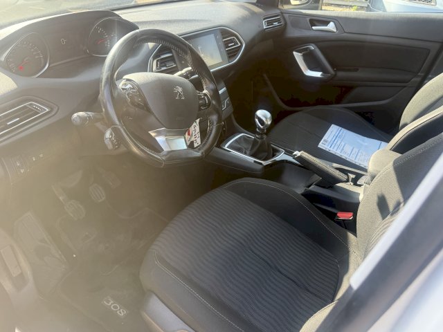 Peugeot Peugeot 308 II 1.6 BlueHDi 120ch Active Business S&S 5p
