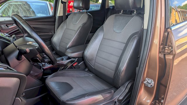 Ford Ford Kuga  2.0 TDCi 163ch FAP Titanium 4x4 PowerShift