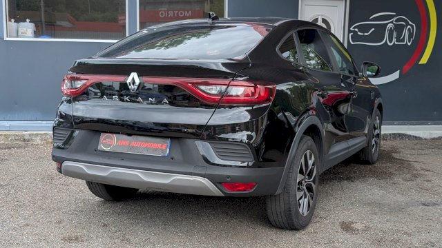 Renault Renault Arkana 1.6 E-Tech 145ch full hybrid Evolution - 14325€ HT
