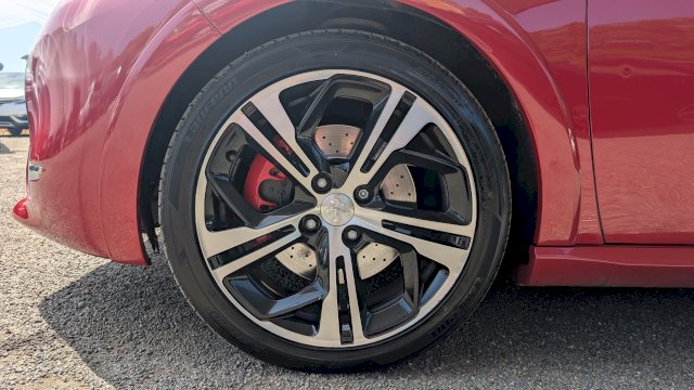 Peugeot Peugeot 208  1.6 THP 200ch GTI 3p