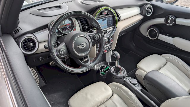 Mini Mini III (F56) Cooper S 192ch John Cooper Works BVA